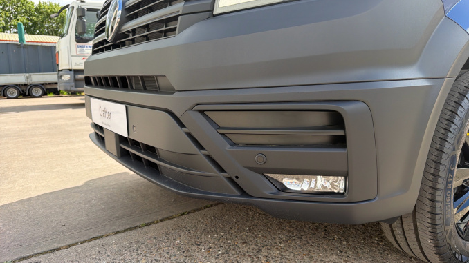 Volkswagen Crafter Cr35 Mwb Diesel Fwd 2.0 TDI 140PS Commerce Plus High Roof Van - Image 41